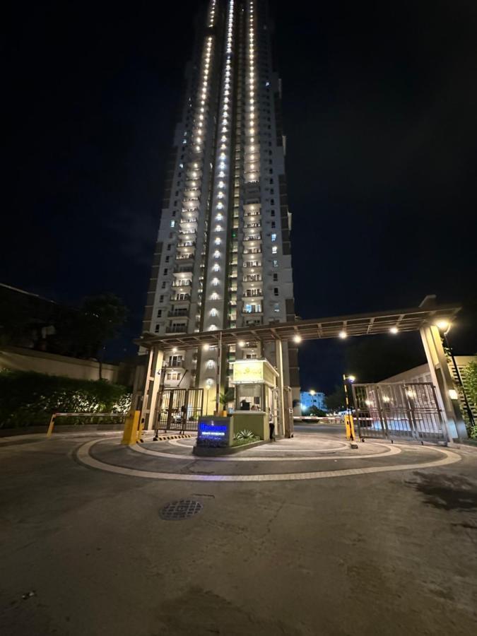 Celandine Residence In Quezon City 加洛坎 外观 照片